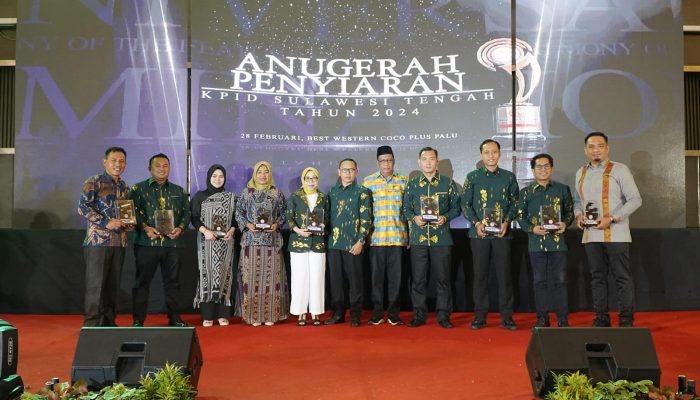 Enam Komisioner KPI Pusat Hadiri Anugerah Penyiaran KPID Sulteng Tahun 2024